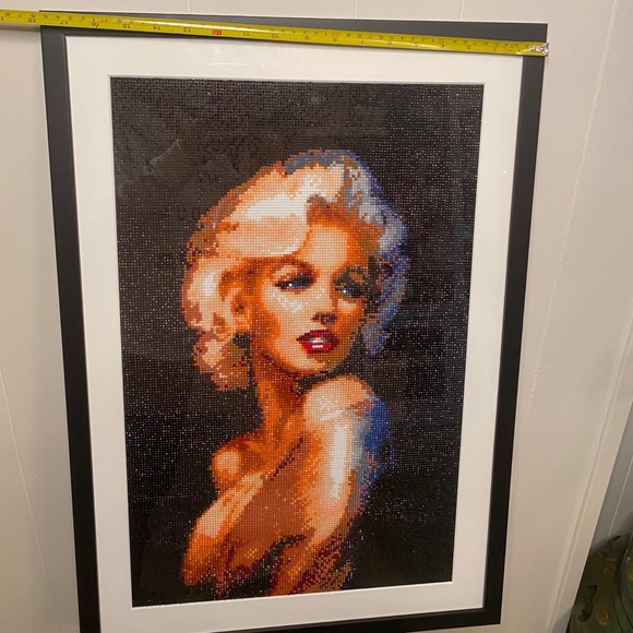 Stunning Marilyn diamond painting - Picture 7 of 9